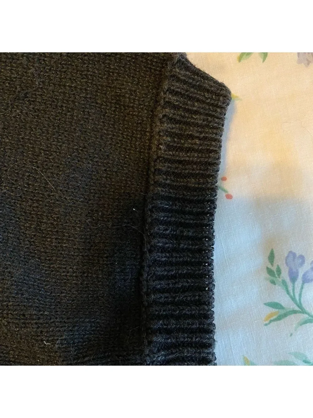 Western Connection - ladies black beaded small sweater. Ramie and Cotton